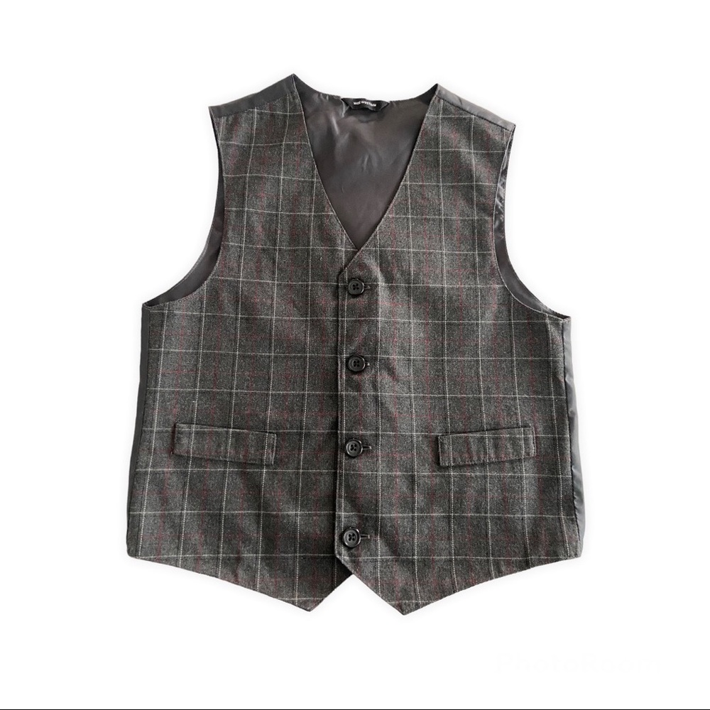 Boy’s Grey Vest Size 7 New